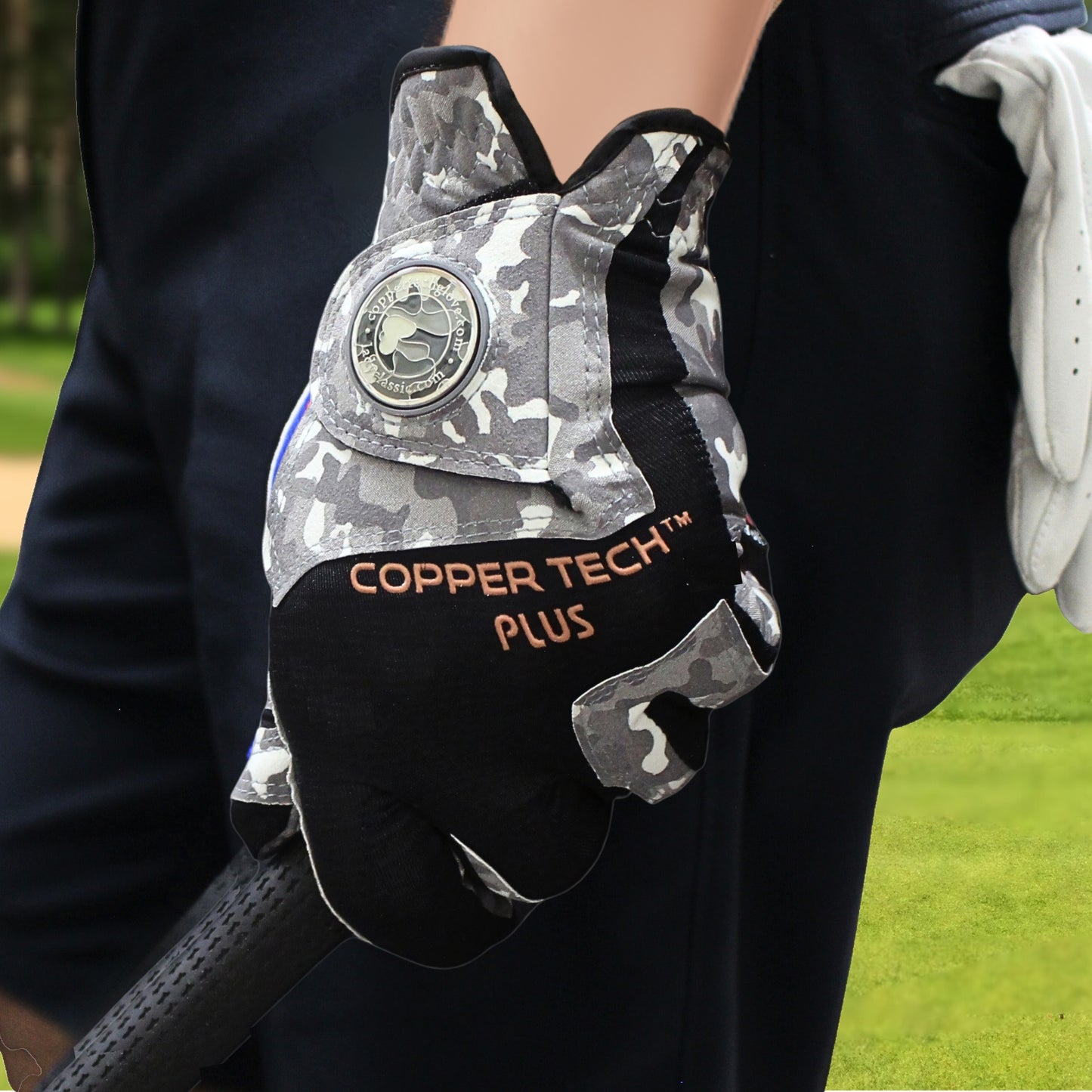 Copper Tech Plus Women's Golf Glove (Camouflage Edition)