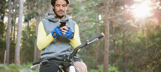 HOW DO TOUCH SCREEN GLOVES WORK?